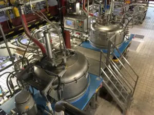 Vertikale Schälzentrifuge Pharma Typ SCVB 1250-630