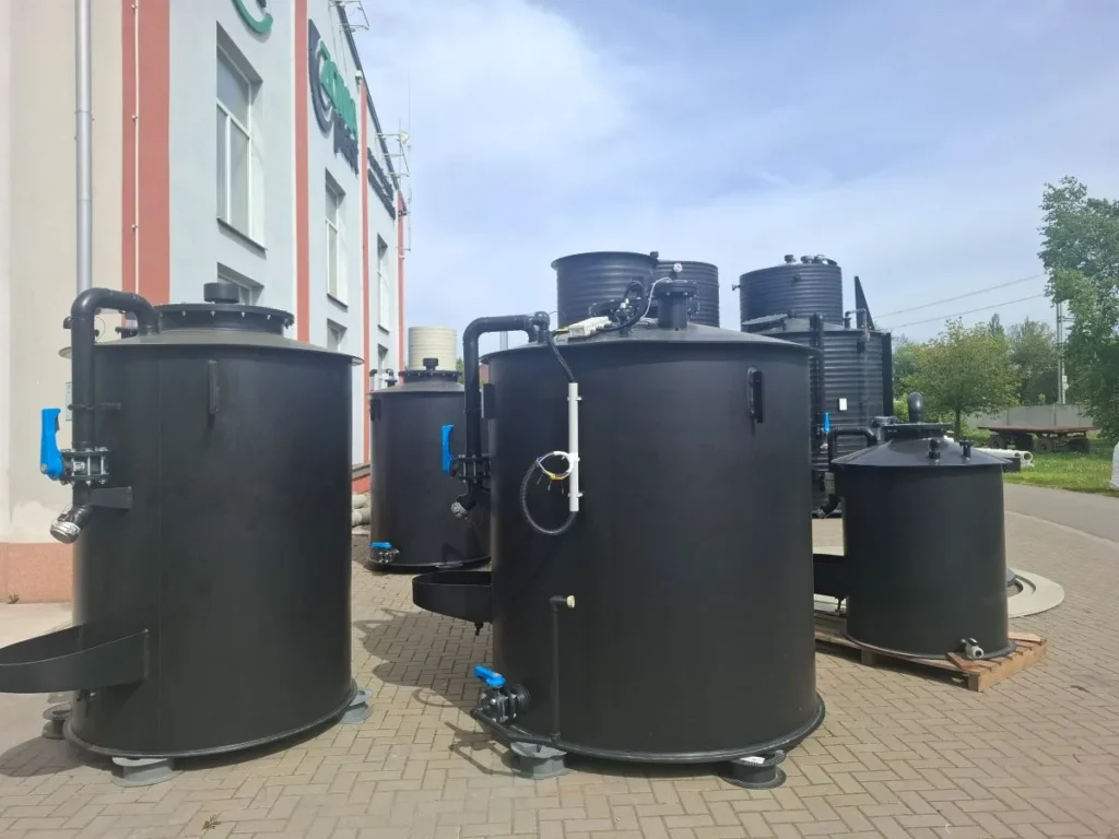 Kunststoff Lagertanks für ein deutsches Ingenieurgesellschaft als der Teil der Lithium-Ionen-Batterien Recyclinganlage